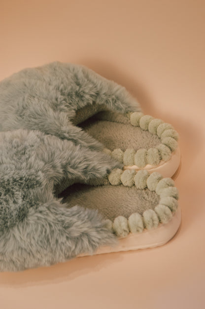 Fluffy Cloud Slippers