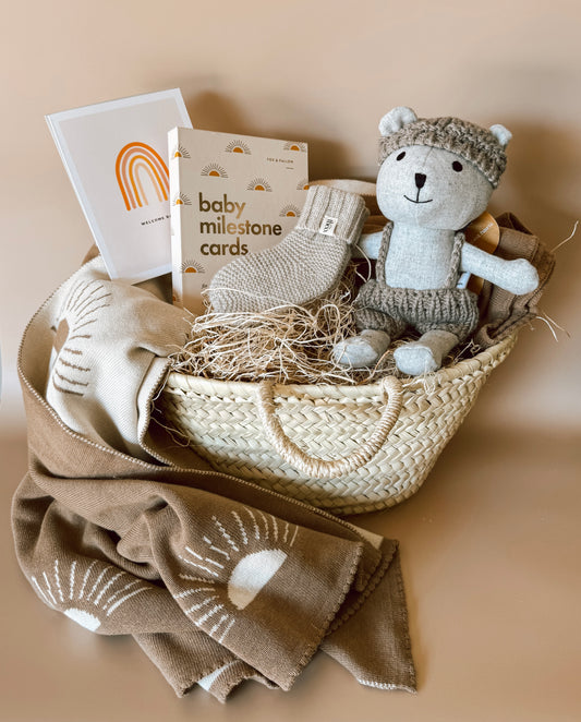 New babe gift basket - Neutral