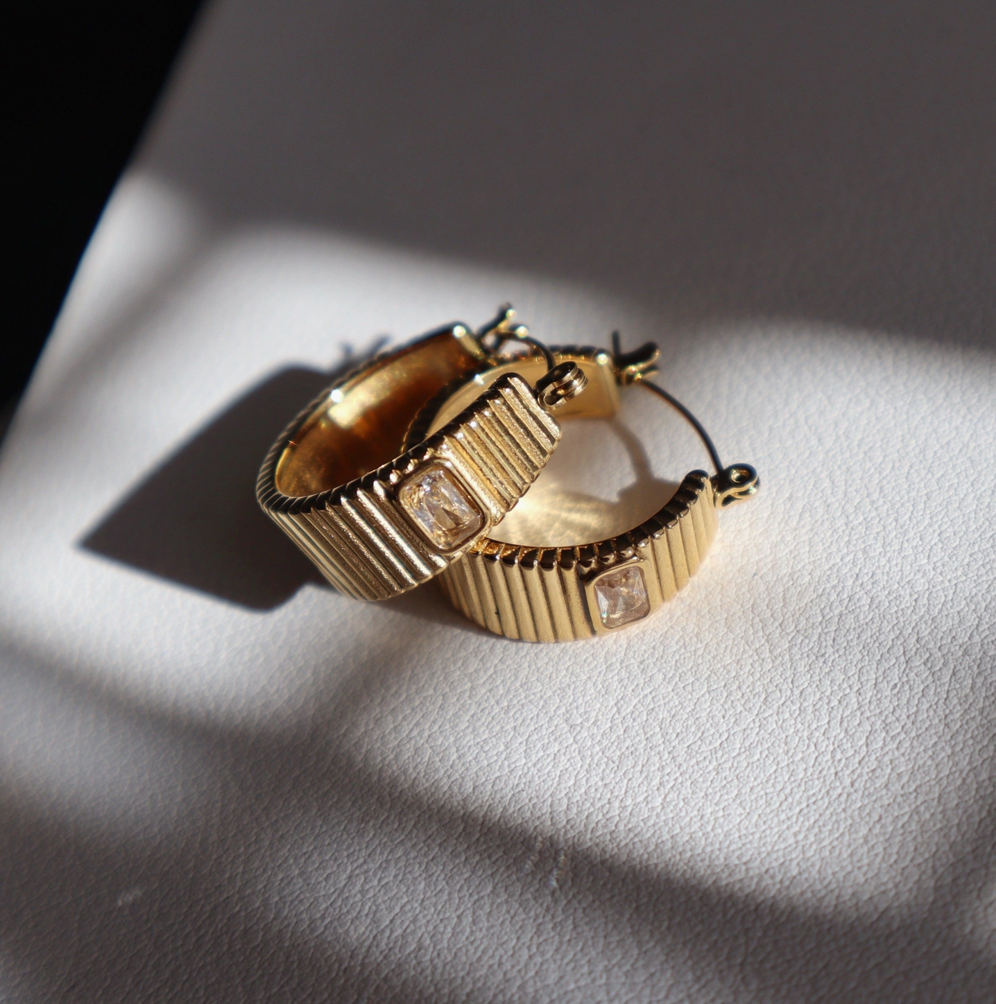 Stella Hoops