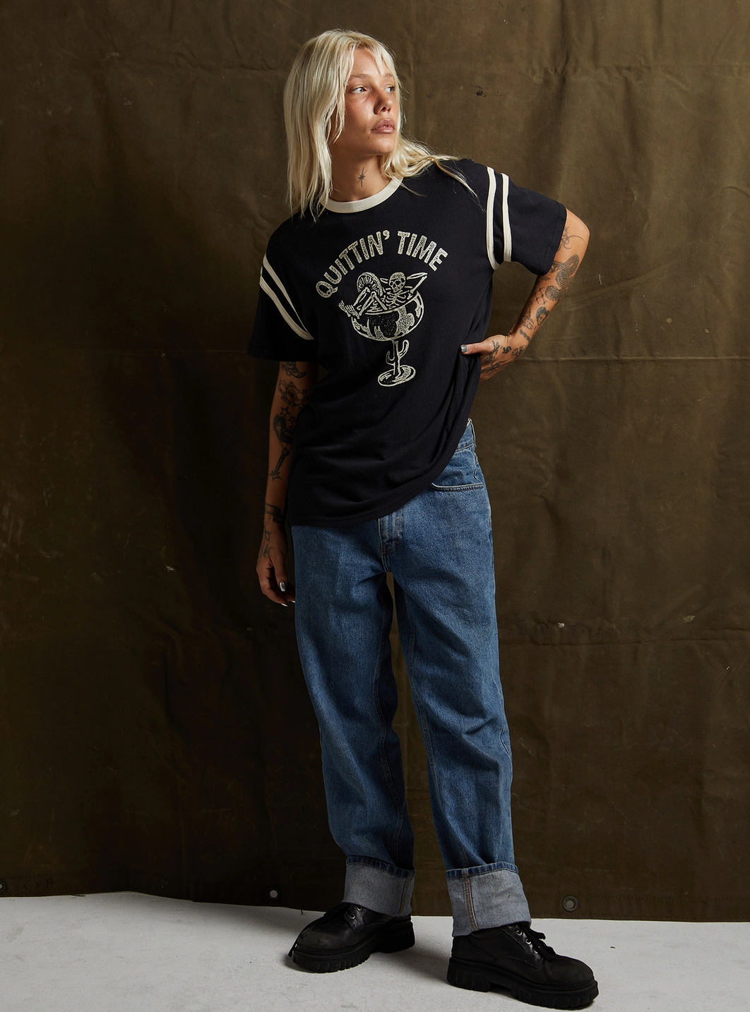 Quitin Time Tee