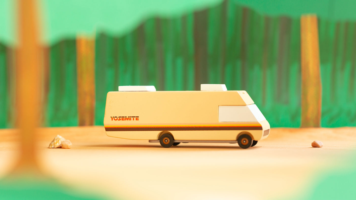 CandyLab Toys™ Yosemite RV