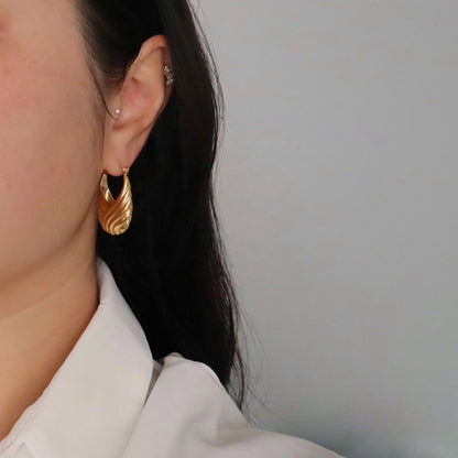 Aspen Hoops|Statement hoop earrings